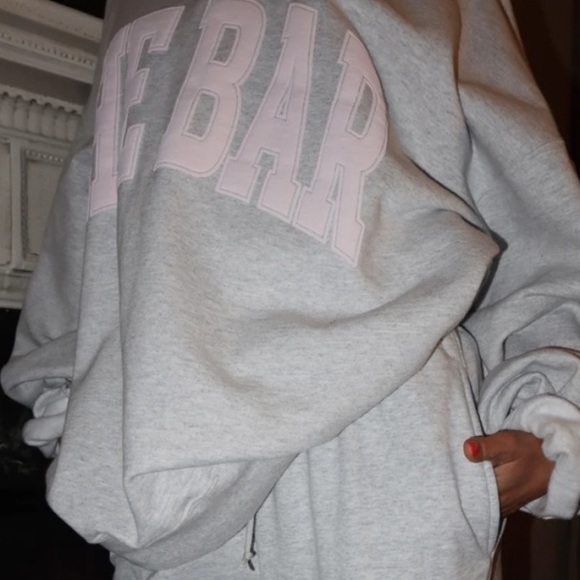 The Bar Tops - 🤍🩷 The Bar sweatshirt